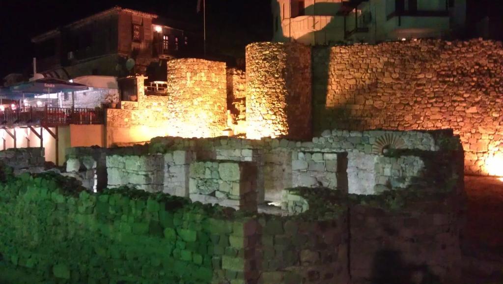 Hotel Lozite Sozopol Exteriör bild